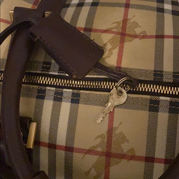Burberry duffle bag - Picture 3 of 5
